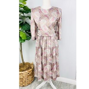 NWT Vintage Paisley Pleated Pastel Purple Pink Midi Dress